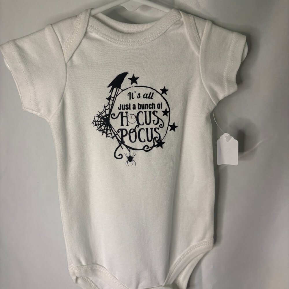 NEW! Luvable Friends Baby "It's all Just a Bunch of Hocus Pocus"-Size 6-9m, 3-6m